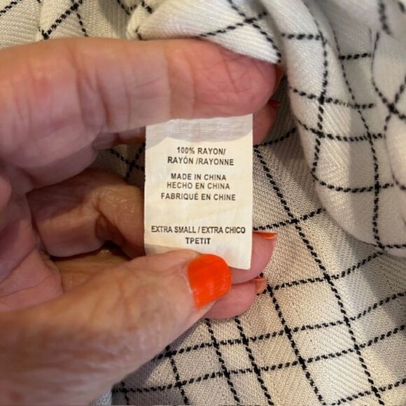 Rails Rayon Button Front Shirt White with Black Plaid Lightweight Size XS - Picture 7 of 11